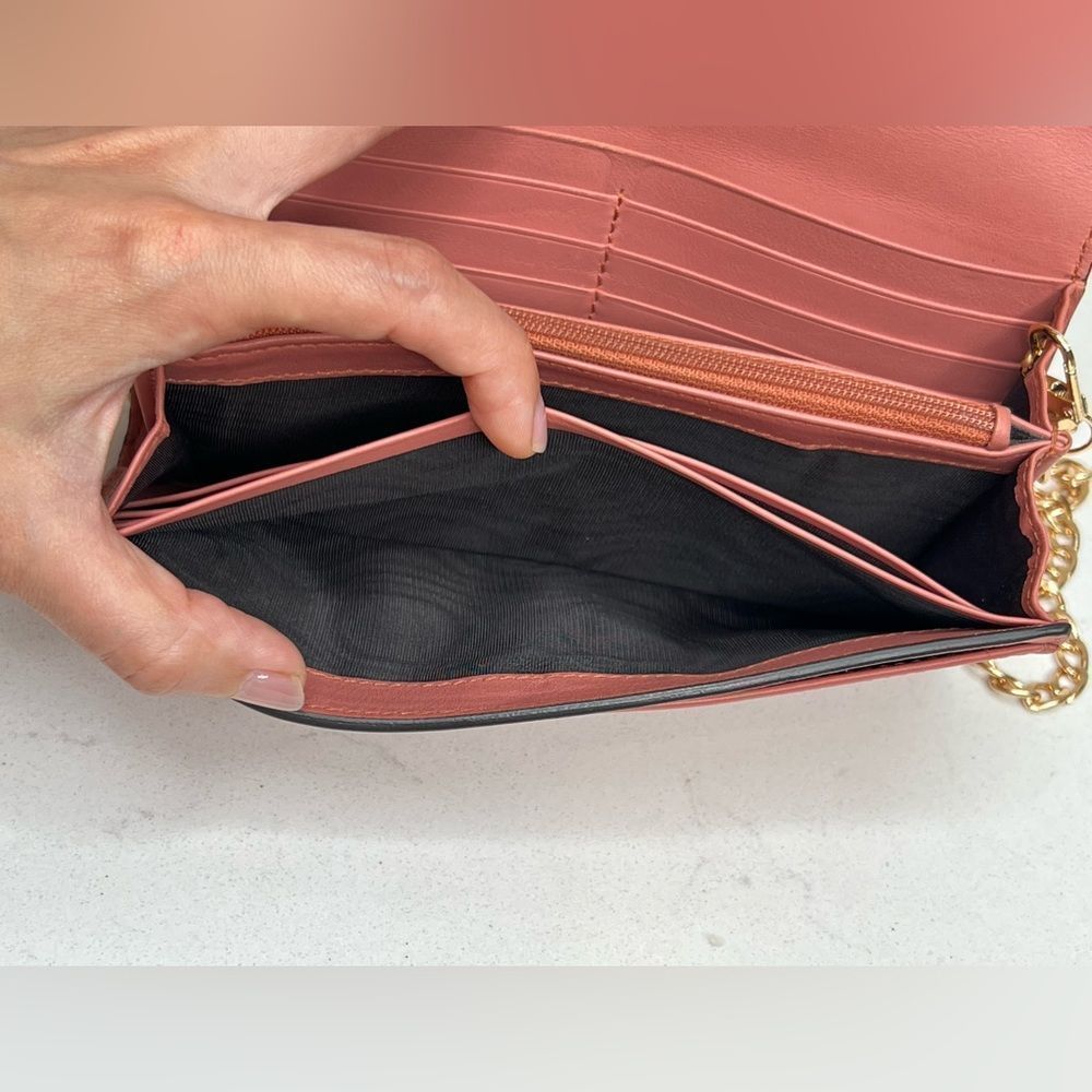 Gucci Pink Crossbody Bag - Picture 8 of 12